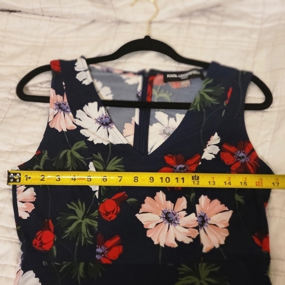 KARL Lagerfeld Navy Blue Floral sleeveless V-Neck Dress Size 4 - Picture 9 of 10